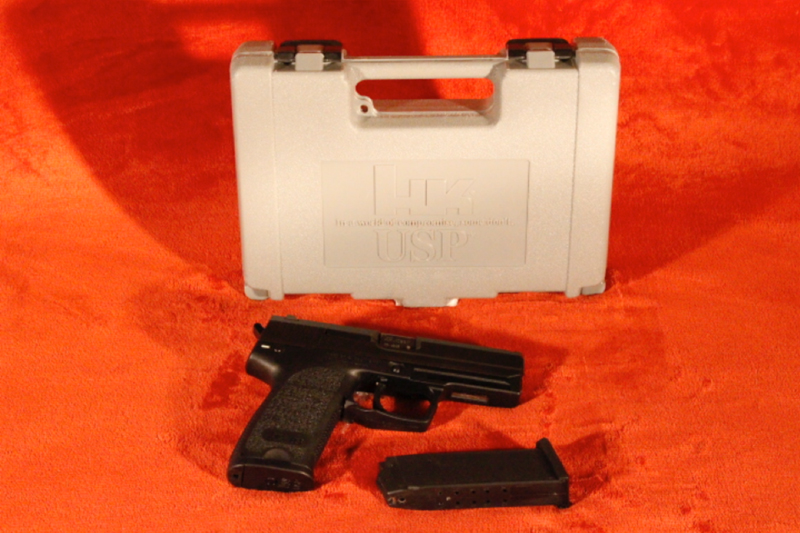 NIB Heckler and Koch USP .40 S&W Variant 3 $1160
