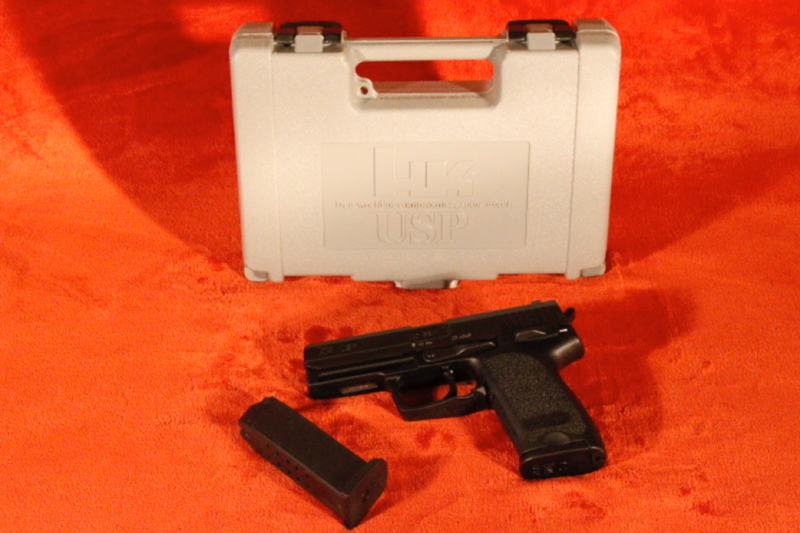 NIB Heckler and Koch USP .40 S&W Variant 3 $1160